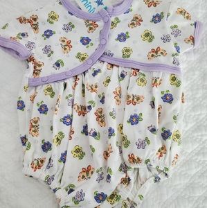 3/$25 New cotton floral romper